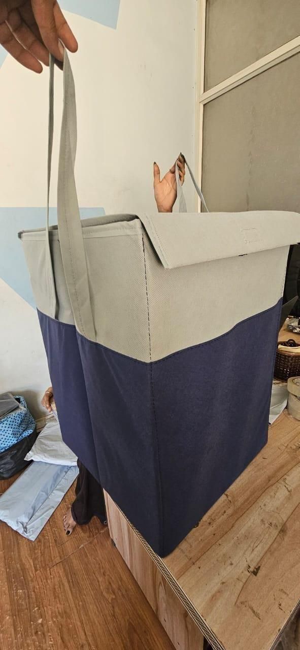 Laundry Basket with Lid & Side Handles – 35L